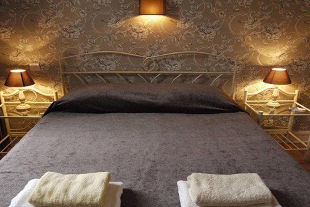 Barla 3 - A Spacious One Bedroom Apartment Near Place Garibaldi Nice Buitenkant foto